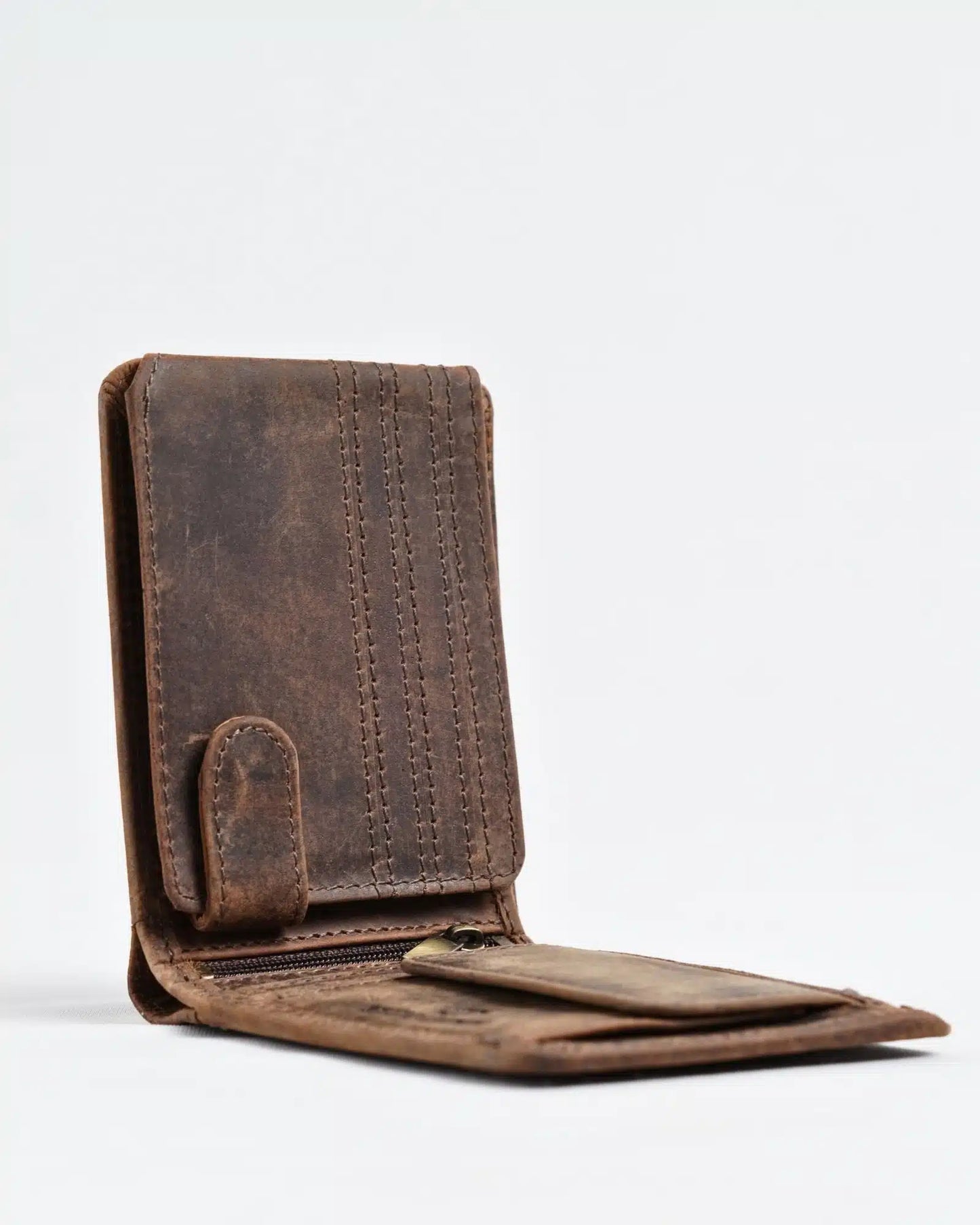 Cambridge (Limited Edition) Men’s Original Leather Wallet – Rugged Brown Rs.1499