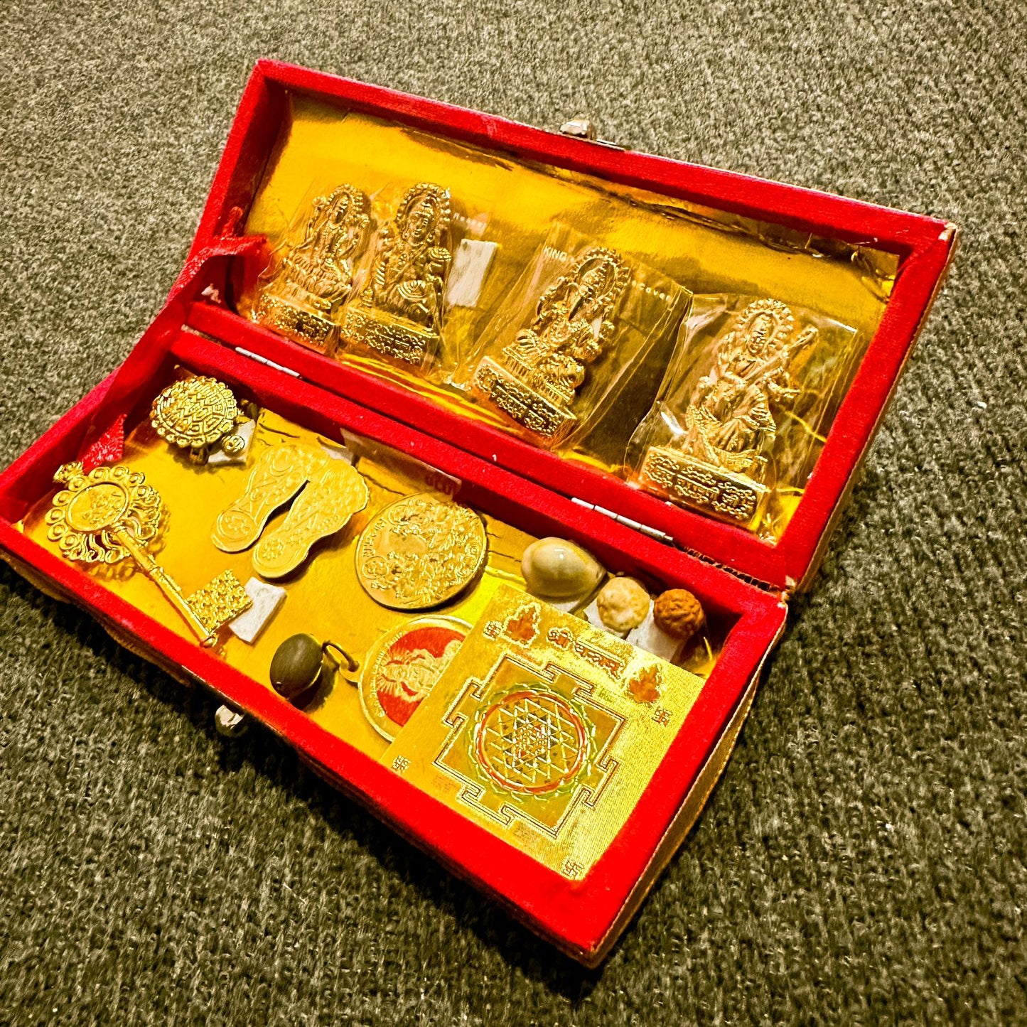 Shree Dhanlaxmi Yanta - Free Home Delivery - Order Now