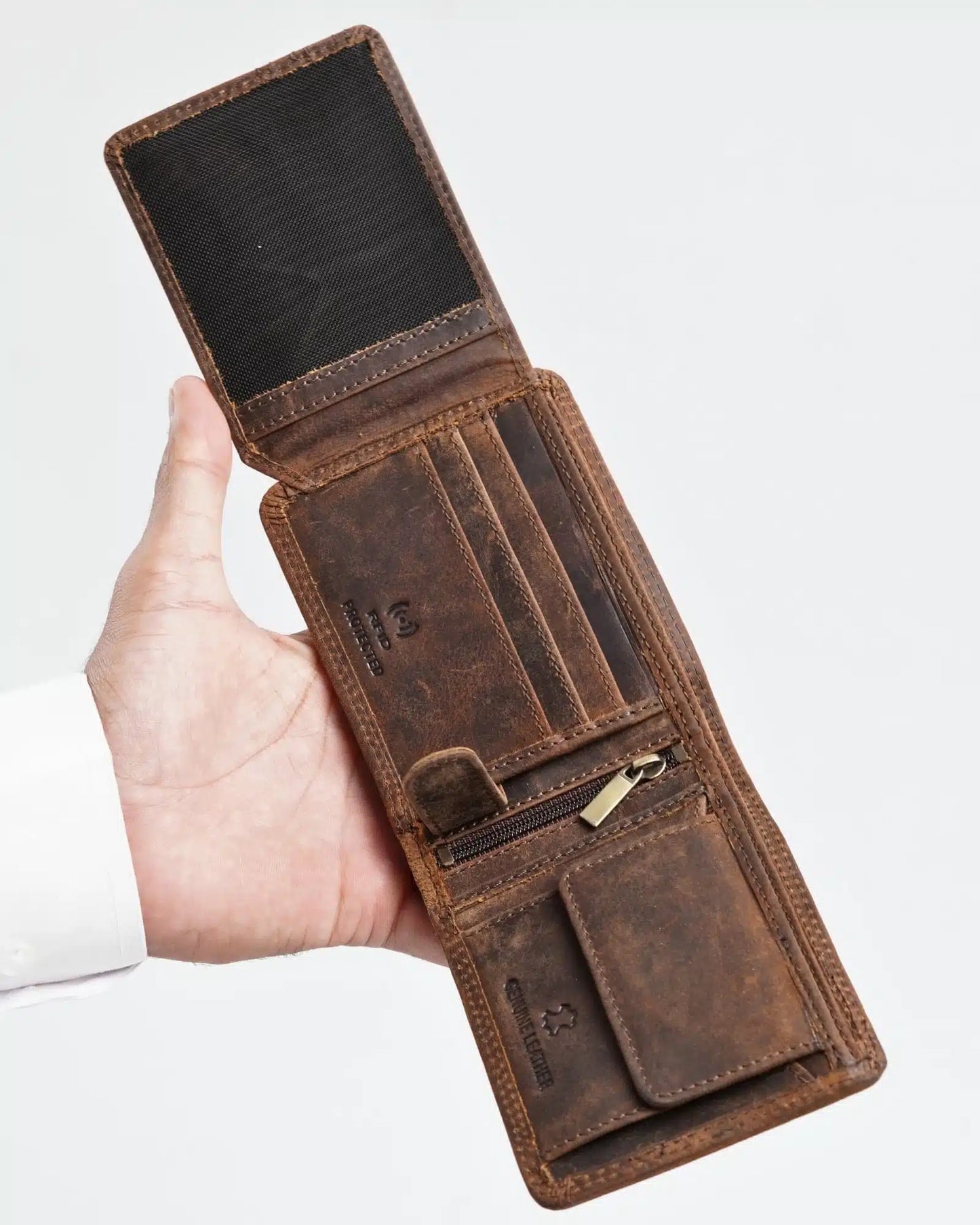 Cambridge (Limited Edition) Men’s Original Leather Wallet – Rugged Brown Rs.1499